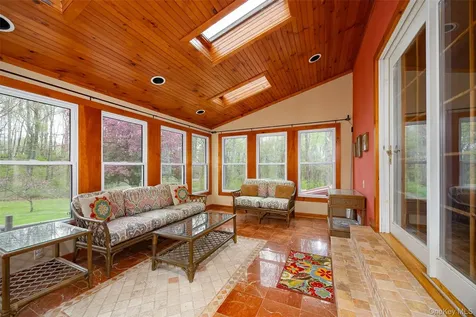 64 Travis Road Pleasant Valley NY 12538