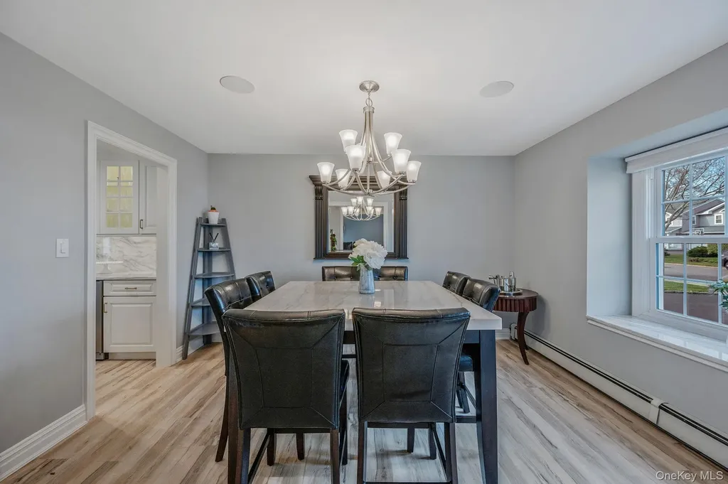 128 Pace Drive S West Islip NY 11795