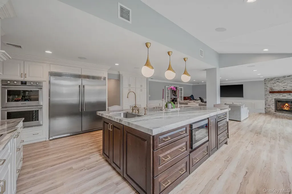 128 Pace Drive S West Islip NY 11795