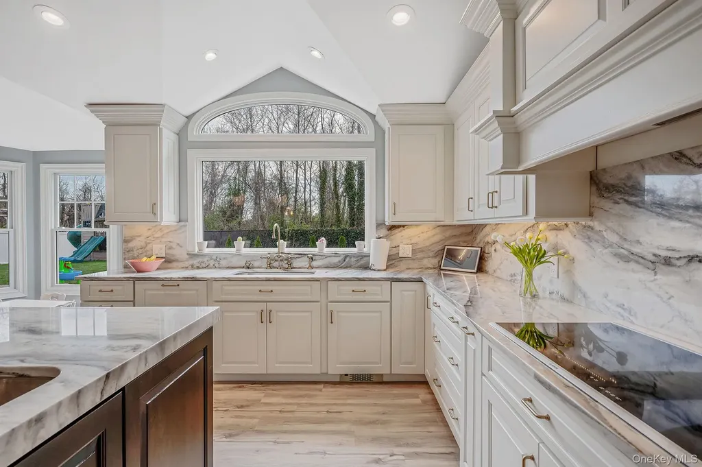 128 Pace Drive S West Islip NY 11795