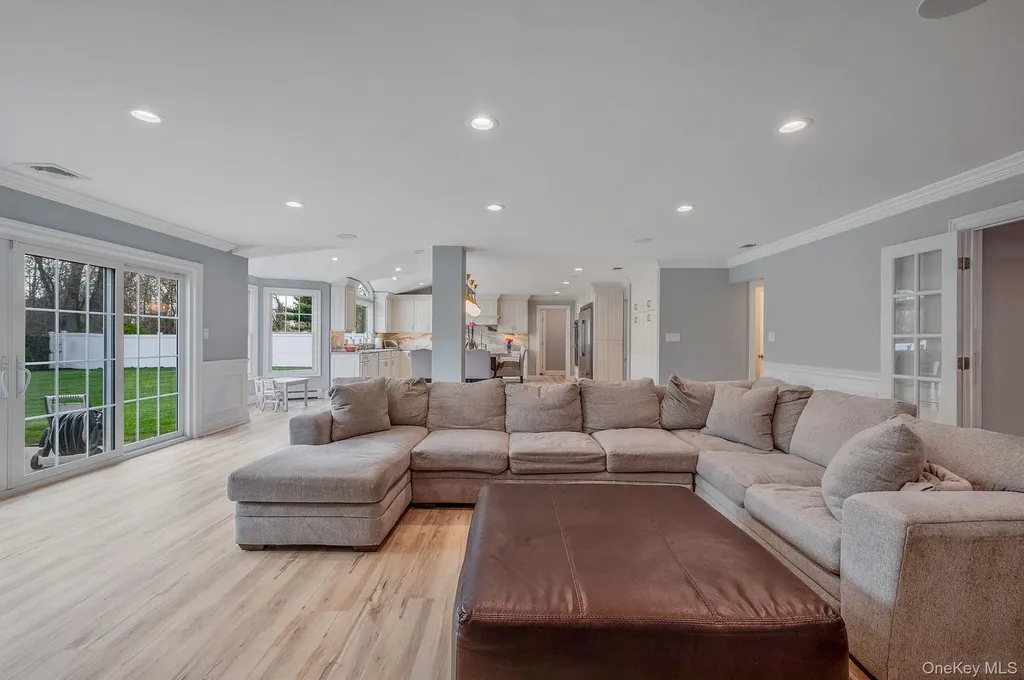 128 Pace Drive S West Islip NY 11795