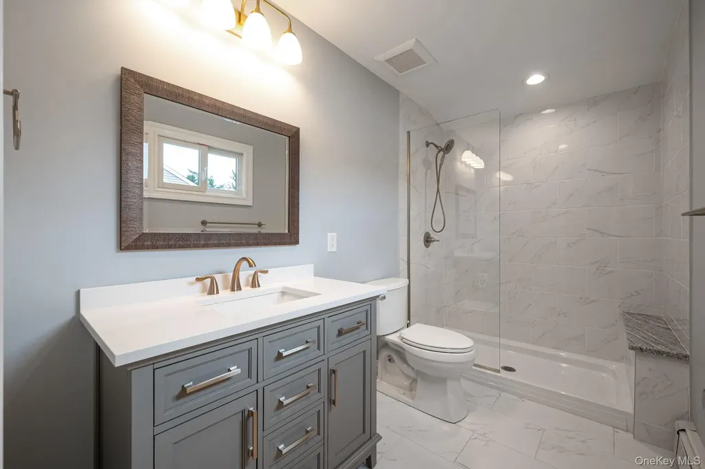 128 Pace Drive S West Islip NY 11795