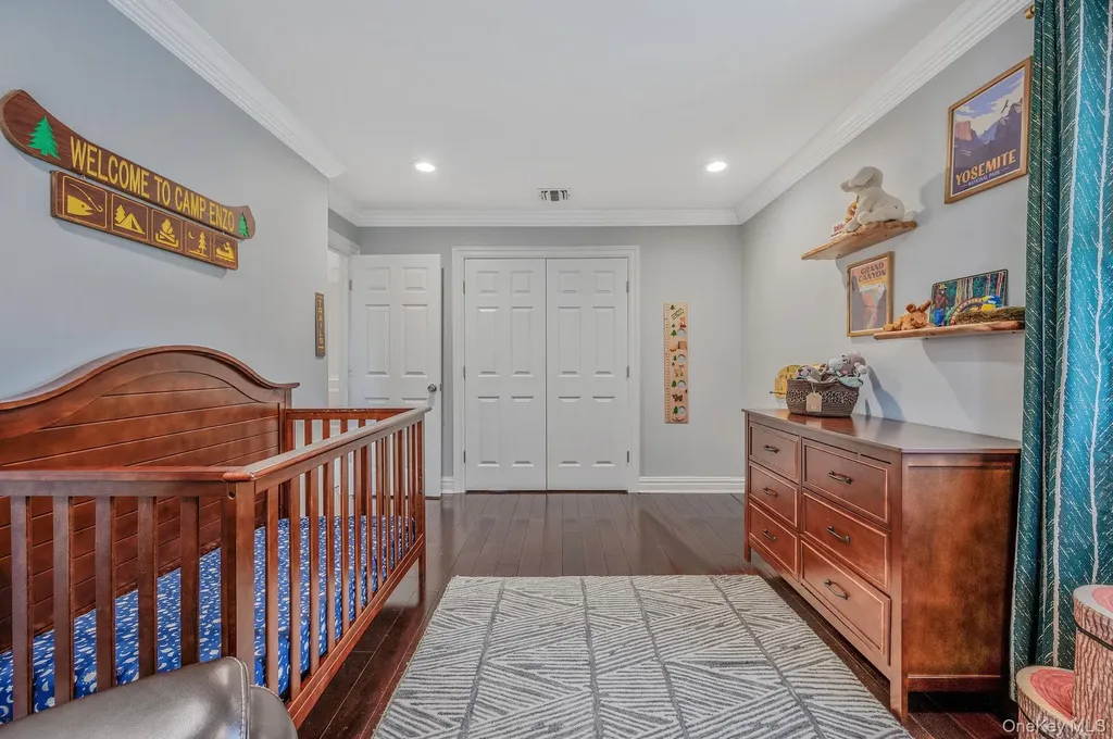 128 Pace Drive S West Islip NY 11795