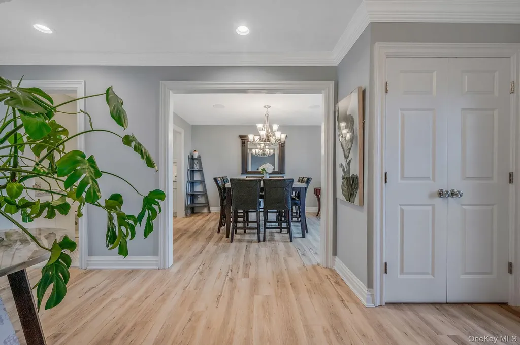 128 Pace Drive S West Islip NY 11795