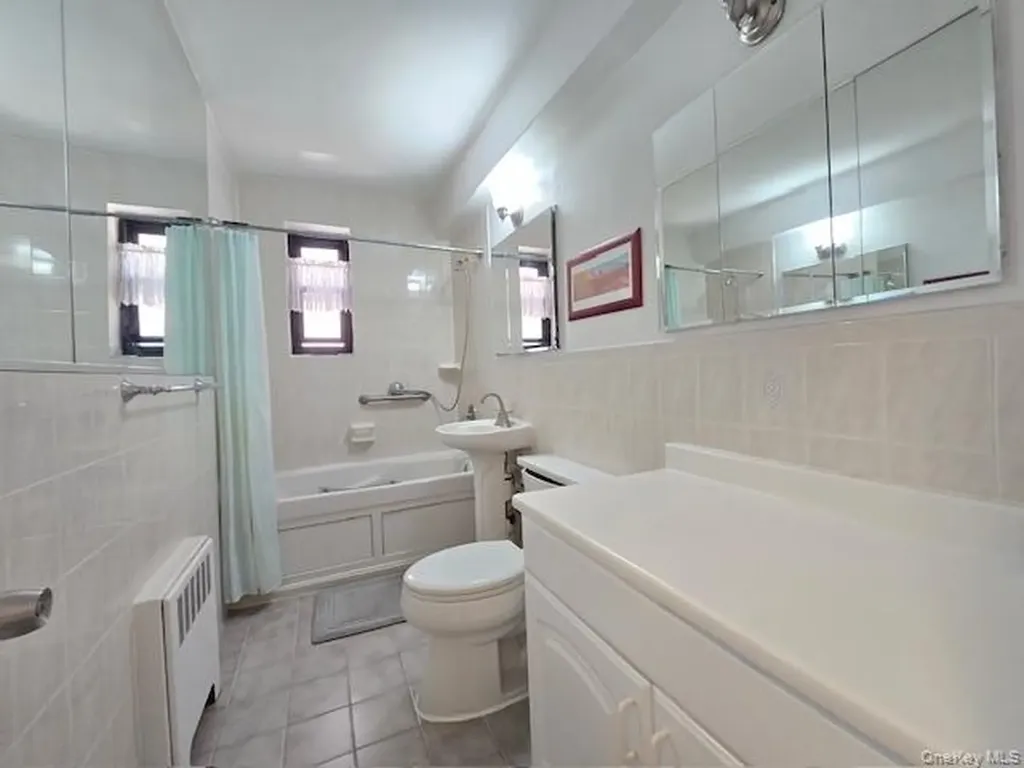 46 Grace Avenue Great Neck NY 11021