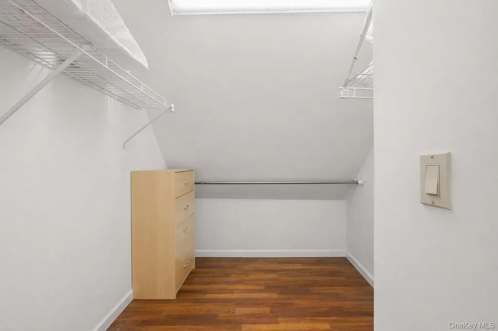218 Brown Street Mineola NY 11501