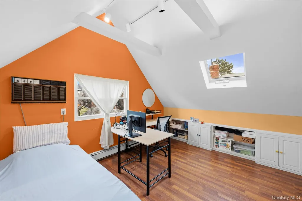 218 Brown Street Mineola NY 11501