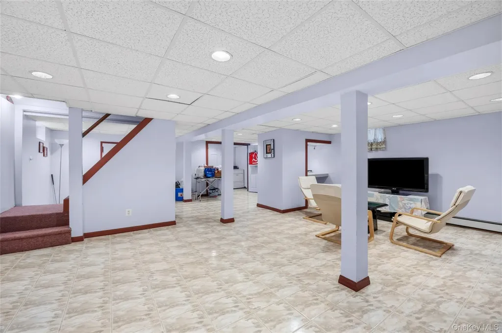 218 Brown Street Mineola NY 11501