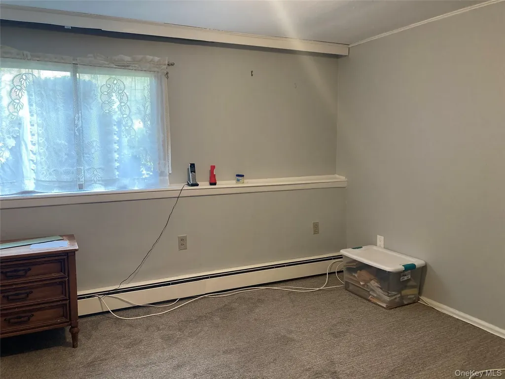 16 Upper Drive Huntington NY 11743