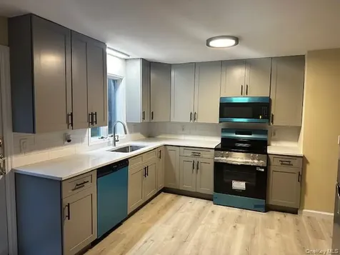 6 Fletcher Drive Hopewell Junction NY 12533