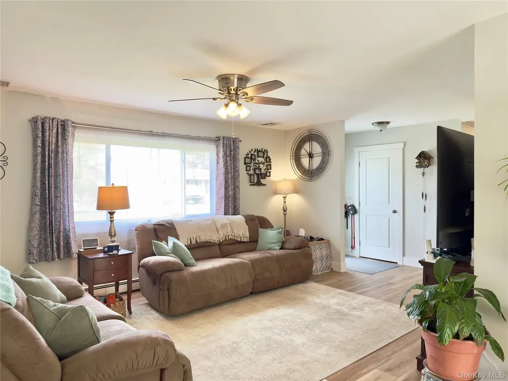 22 Buttermilk Drive Poughkeepsie NY 12601