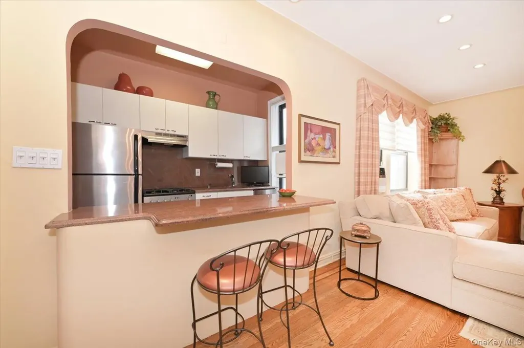 21 Barstow Road Great Neck NY 11021