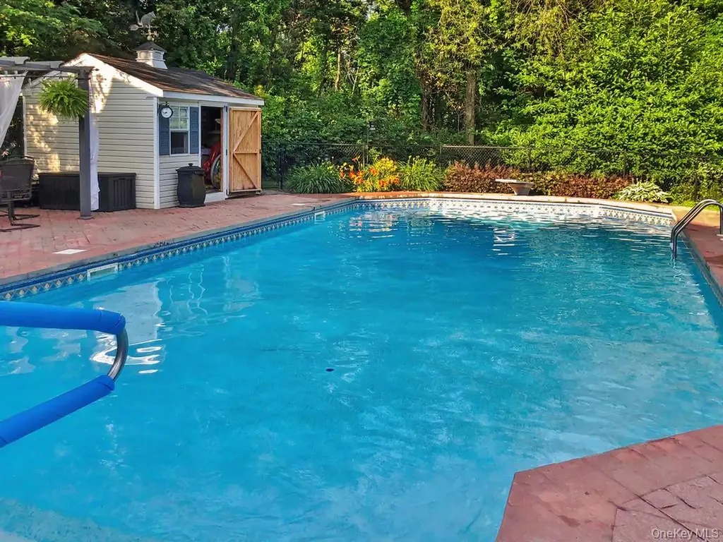 3 Brenner Ridge Road Pleasant Valley NY 12569