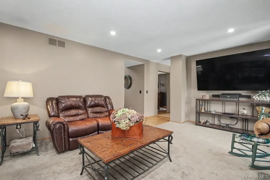 3 Brenner Ridge Road Pleasant Valley NY 12569