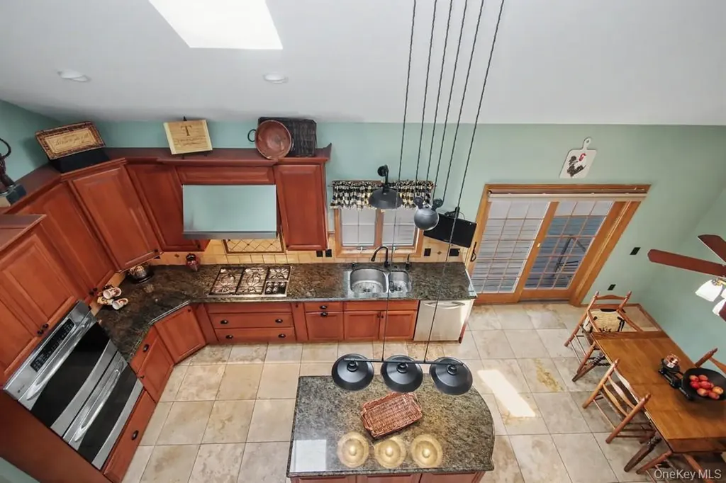 3 Brenner Ridge Road Pleasant Valley NY 12569