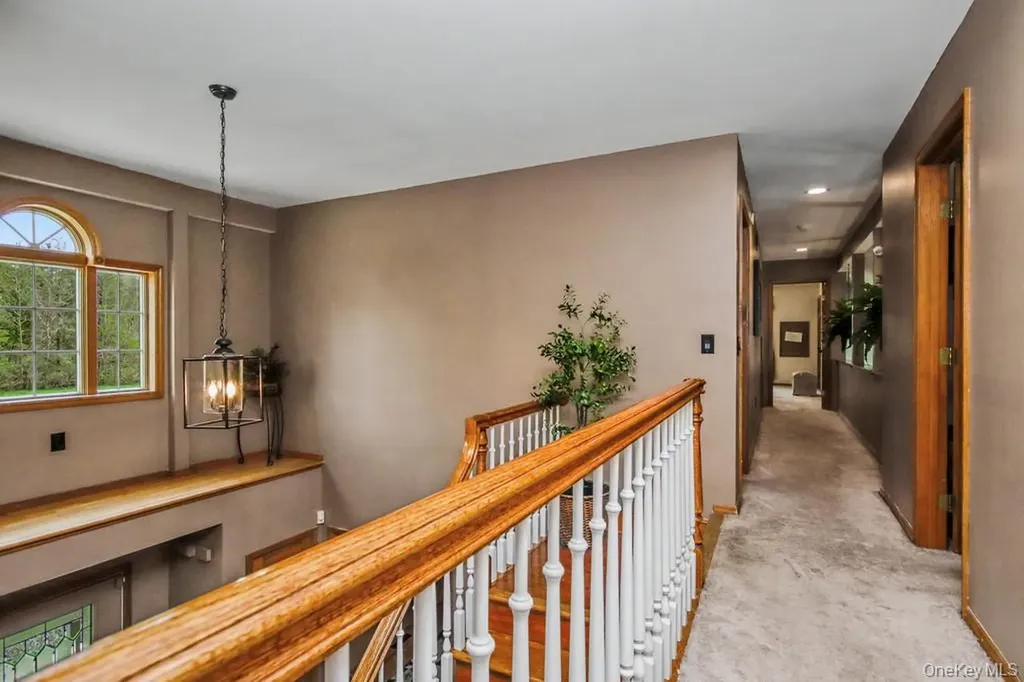 3 Brenner Ridge Road Pleasant Valley NY 12569