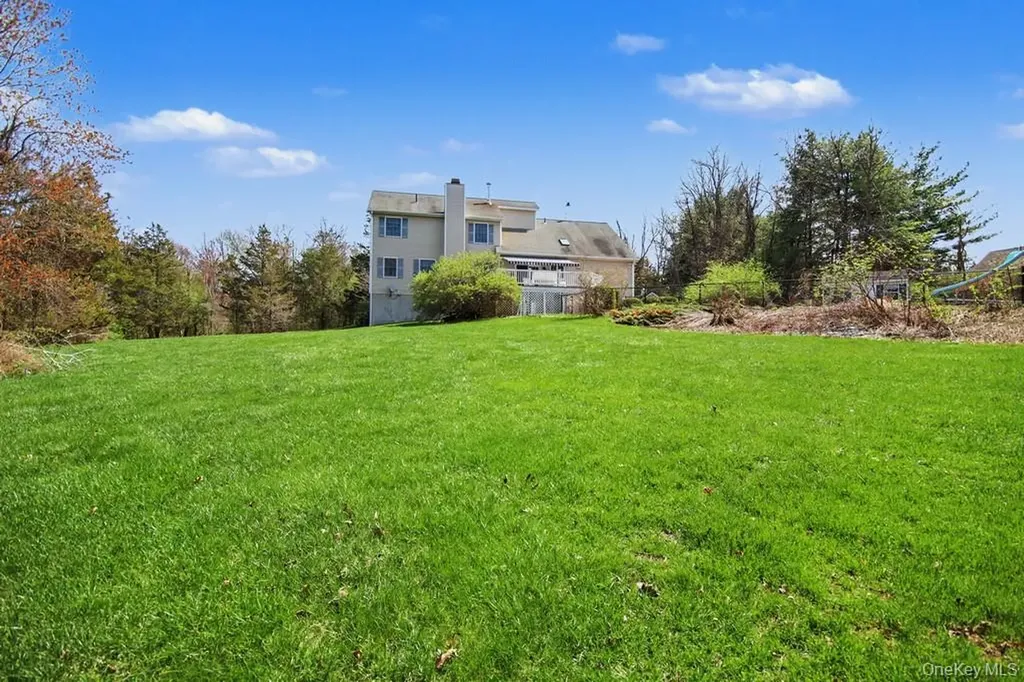 3 Brenner Ridge Road Pleasant Valley NY 12569