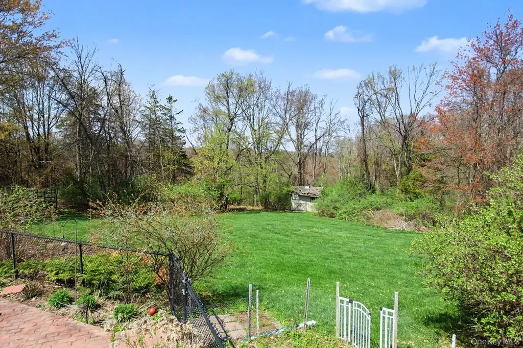 3 Brenner Ridge Road Pleasant Valley NY 12569