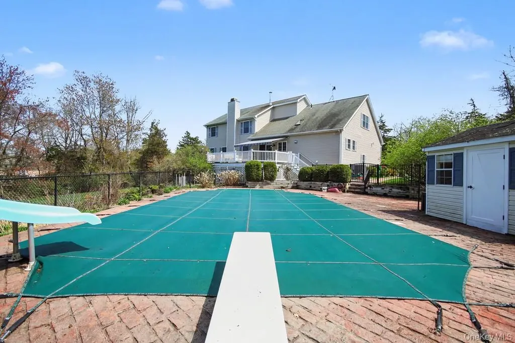 3 Brenner Ridge Road Pleasant Valley NY 12569