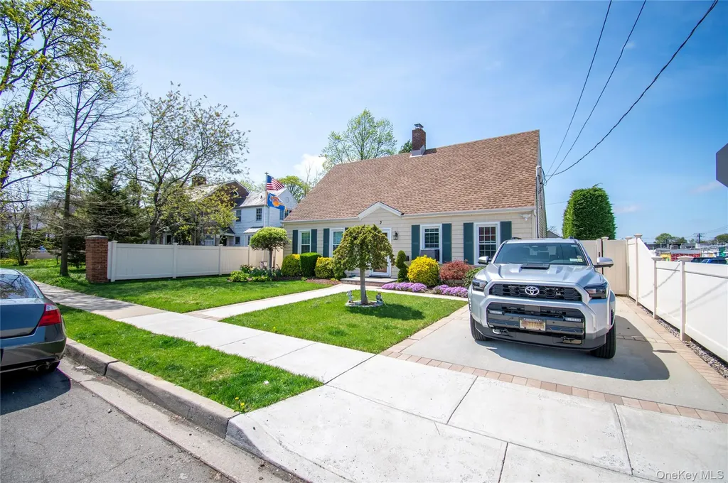 3 Park Avenue Baldwin NY 11510