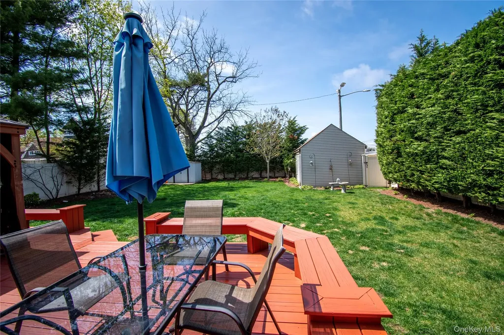 3 Park Avenue Baldwin NY 11510
