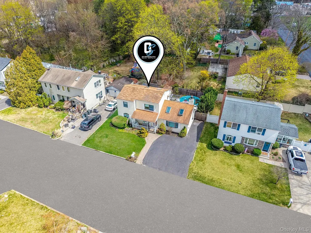 97 N Clinton Avenue Patchogue NY 11772
