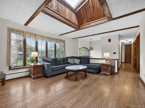 54 East Street West Nyack NY 10994