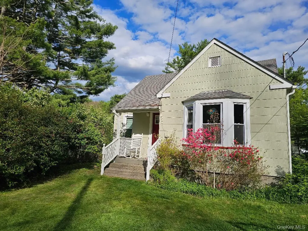 104 Canal Drive Godeffroy NY 12729