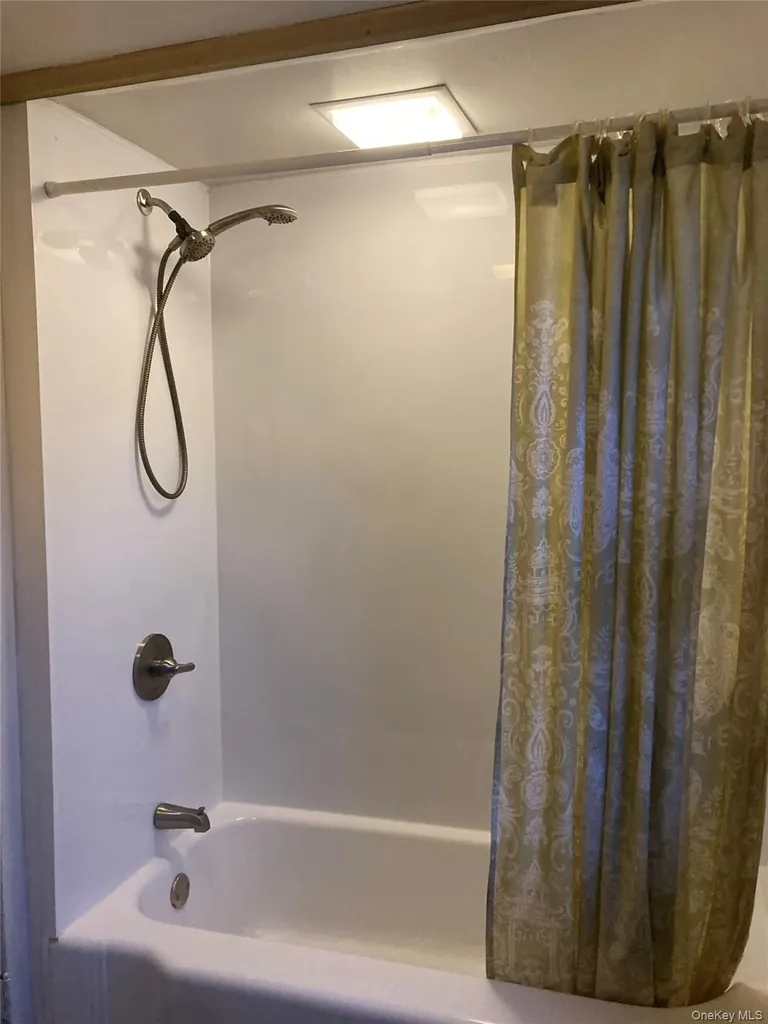104 Canal Drive Godeffroy NY 12729