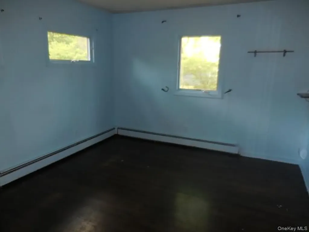 194 Phyllis Drive Patchogue NY 11772