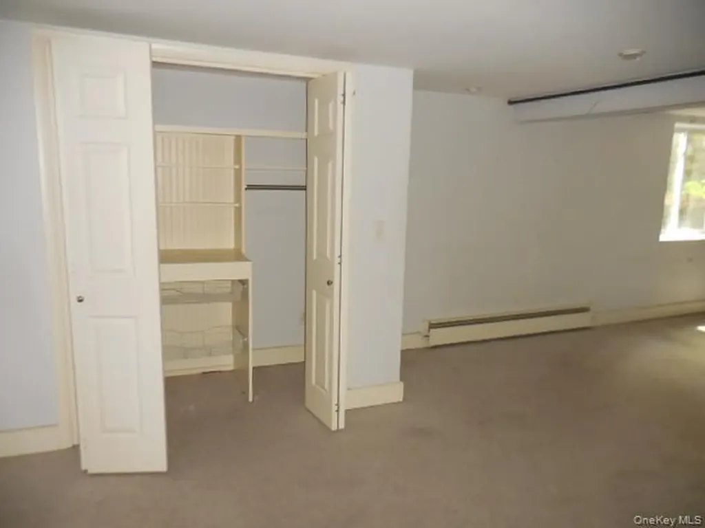 194 Phyllis Drive Patchogue NY 11772