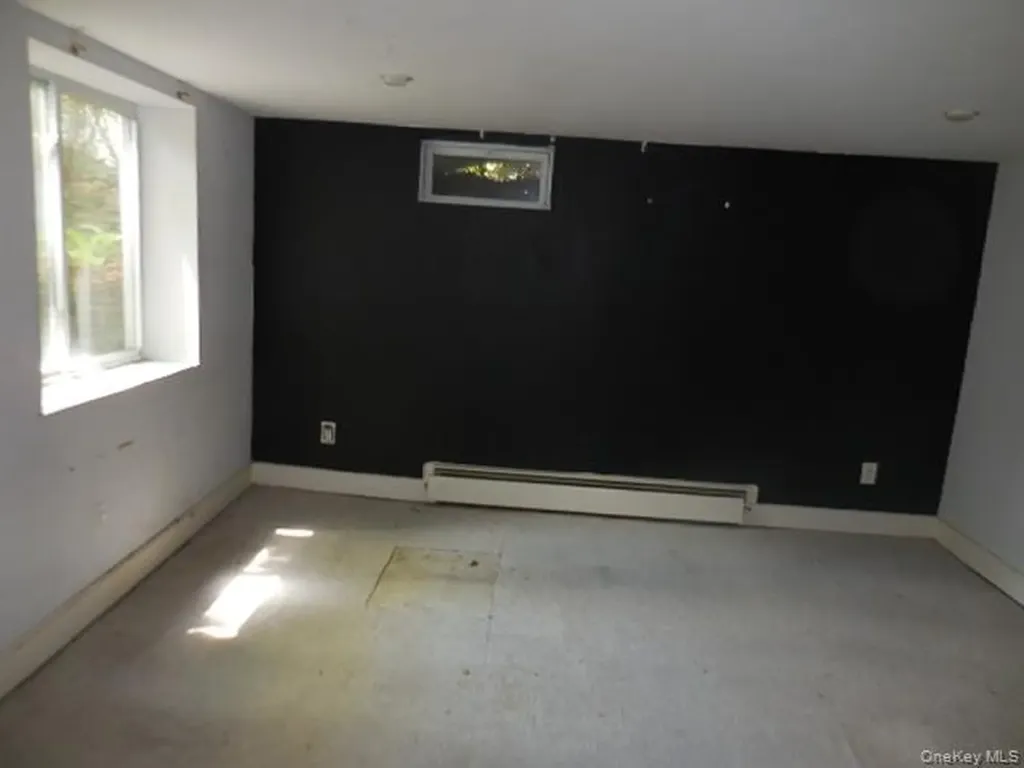 194 Phyllis Drive Patchogue NY 11772
