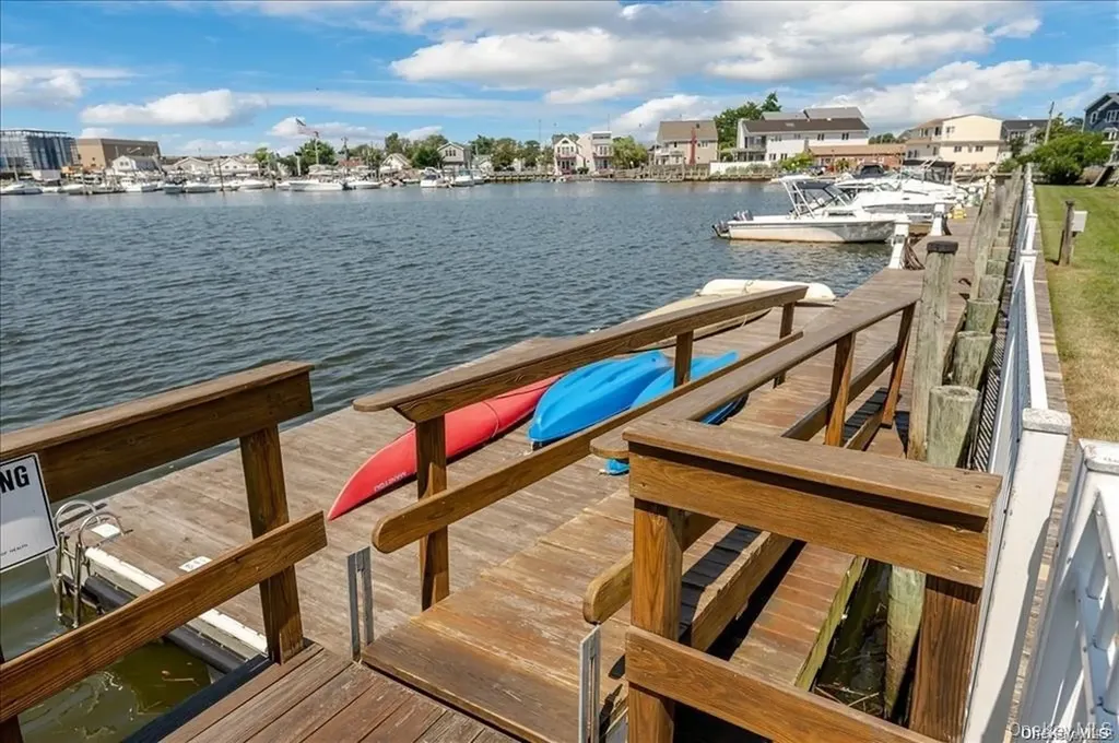 4 Rose Street Oceanside NY 11572