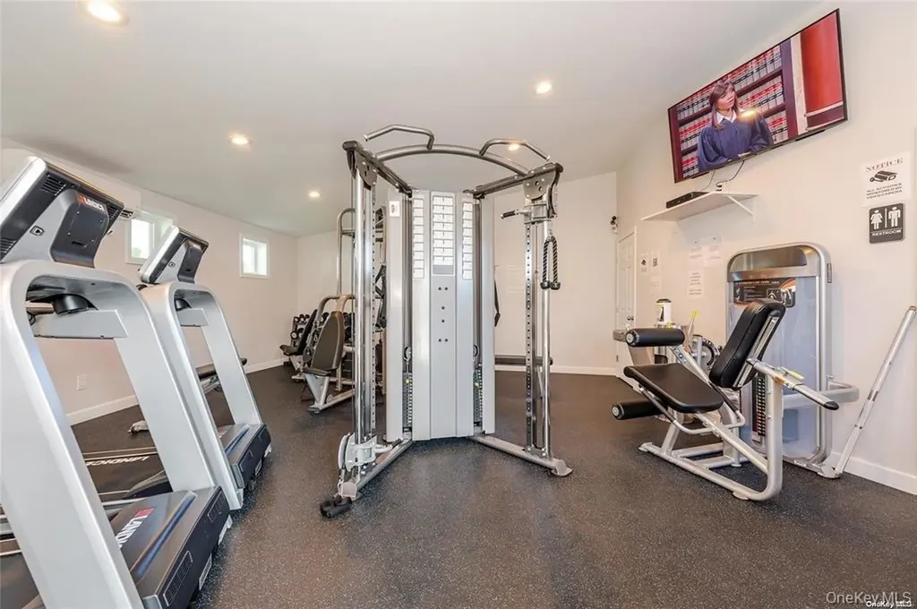 4 Rose Street Oceanside NY 11572