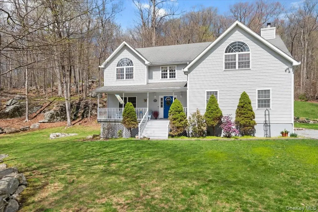 64 Oscawana Heights Road Putnam Valley NY 10579