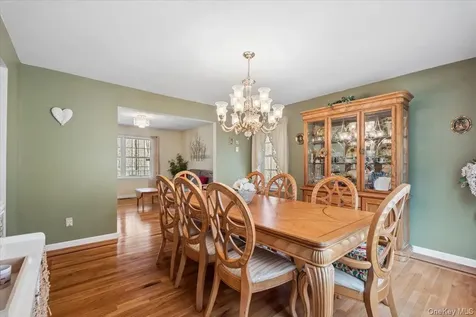 64 Oscawana Heights Road Putnam Valley NY 10579