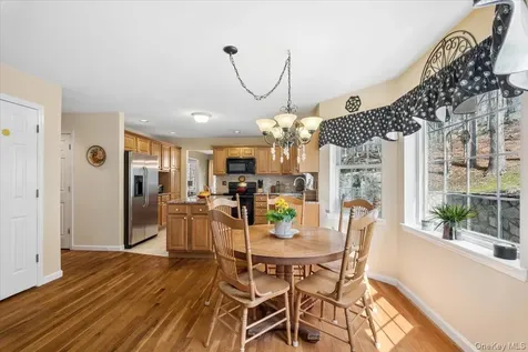 64 Oscawana Heights Road Putnam Valley NY 10579