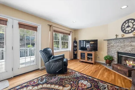64 Oscawana Heights Road Putnam Valley NY 10579