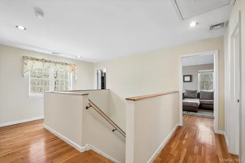 64 Oscawana Heights Road Putnam Valley NY 10579