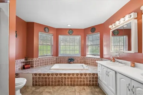64 Oscawana Heights Road Putnam Valley NY 10579