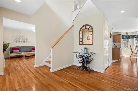 64 Oscawana Heights Road Putnam Valley NY 10579