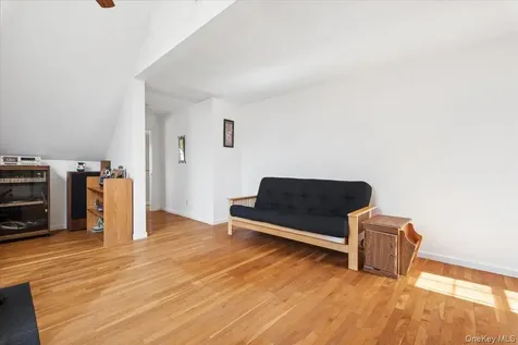 64 Oscawana Heights Road Putnam Valley NY 10579