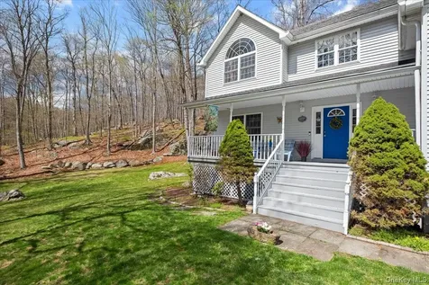 64 Oscawana Heights Road Putnam Valley NY 10579