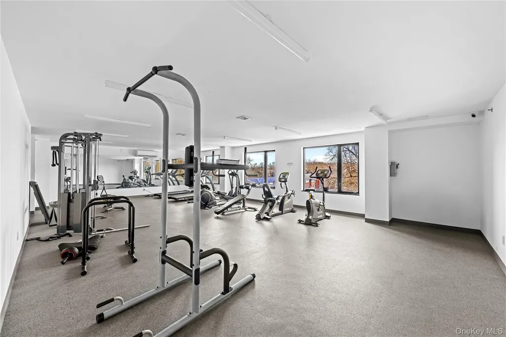 6296 Woodhaven Boulevard Rego Park NY 11374