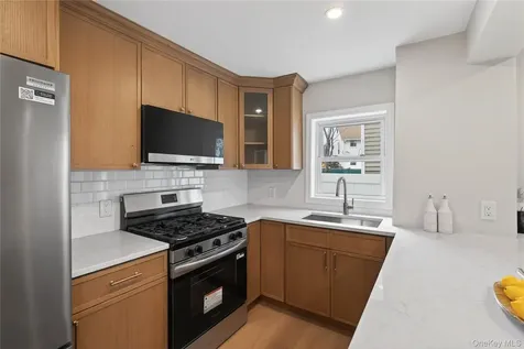 81 Potter Avenue New Rochelle NY 10801