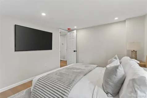 81 Potter Avenue New Rochelle NY 10801