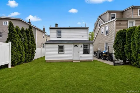 81 Potter Avenue New Rochelle NY 10801