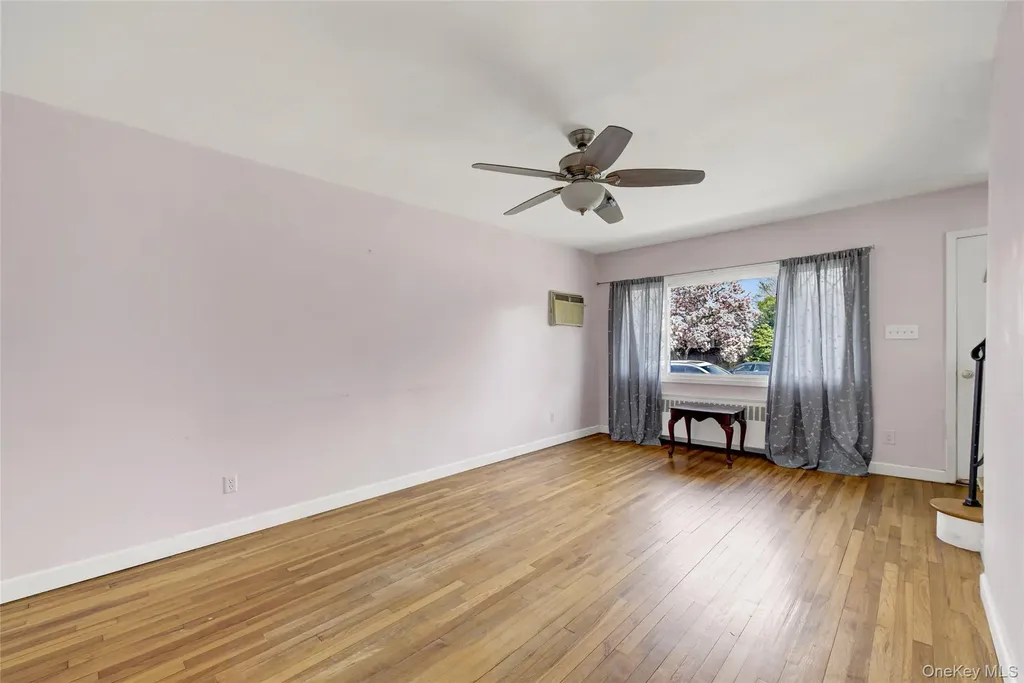 181 N 3rd Street Bethpage NY 11714