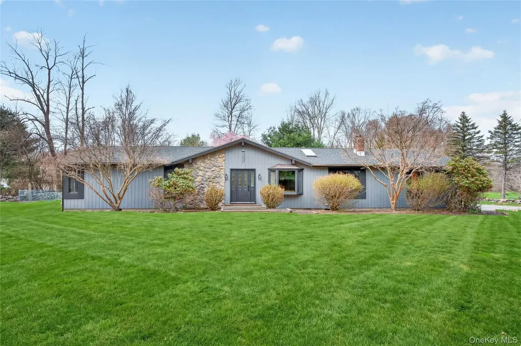 152 Robinson Lane Wappingers Falls NY 12590