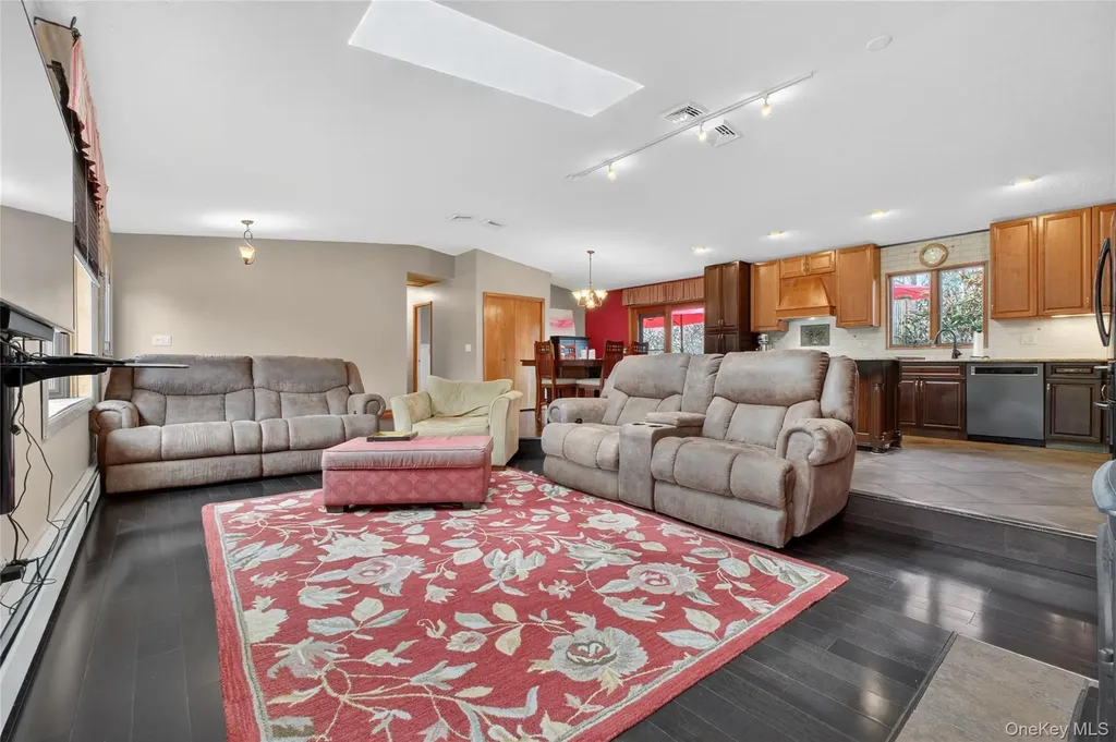 152 Robinson Lane Wappingers Falls NY 12590